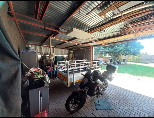 3 BEDROOM HOUSE FOR SALE IN BOOYSENS